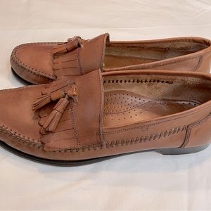 Men’s Bass Dress Shoes size 11m made in Brazil